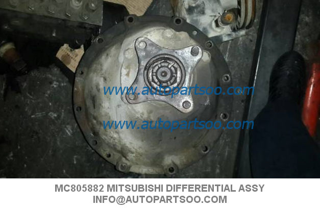 Used MC805882 MITSUBISHI FUSO 40:7 37:7 Rear Carrier Differential Assembly